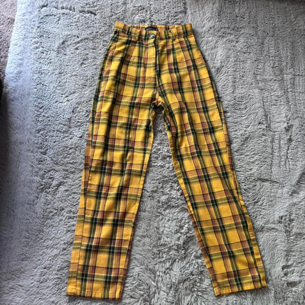 ⭐️⭐️⭐️Pretty Little Things Yellow red green plaid clueless trousers